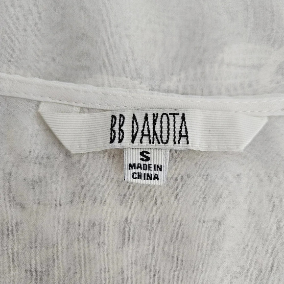 BB Dakota Tank Top Sheer Ivory Floral Embroidered Sleeveless Shirt - Picture 5 of 7